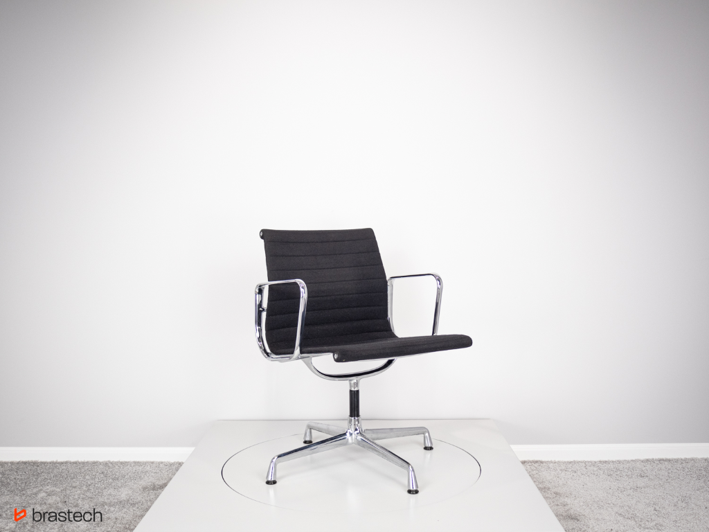 Fotel biurowy Vitra Chair Chrles & Ray Eames