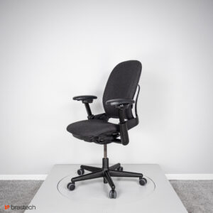 Fotel biurowy Steelcase Leap V1