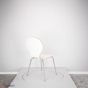 Krzesło biurowe ze sklejki