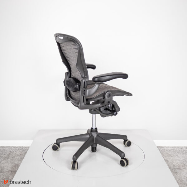 Fotel biurowy Herman Miller Aeron Classic B