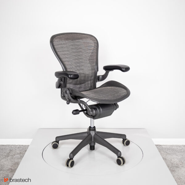 Fotel biurowy Herman Miller Aeron Classic B