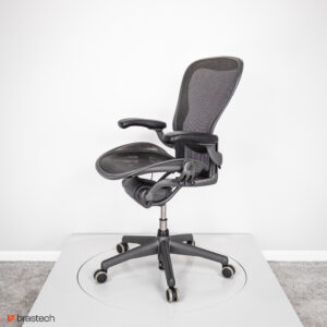 Fotel biurowy Herman Miller Aeron Classic B