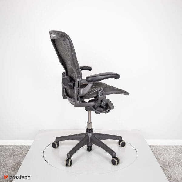 Fotel biurowy Herman Miller Aeron Classic B