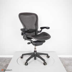 Fotel biurowy Herman Miller Aeron Classic B