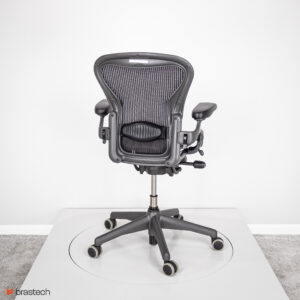 Fotel biurowy Herman Miller Aeron Classic B