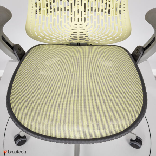 Fotel biurowy Herman Miller Mirra