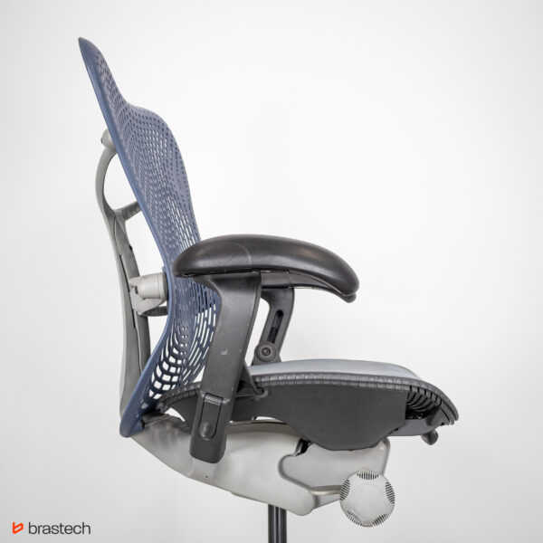 Fotel biurowy Herman Miller Mirra