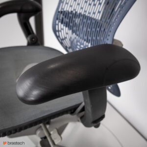 Fotel biurowy Herman Miller Mirra