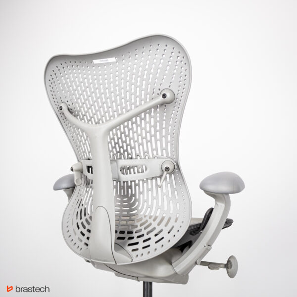 Fotel biurowy Herman Miller Mirra