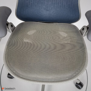 Fotel biurowy Herman Miller Mirra