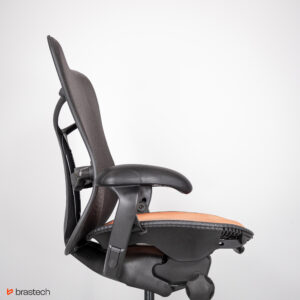 Fotel biurowy Herman Miller Mirra