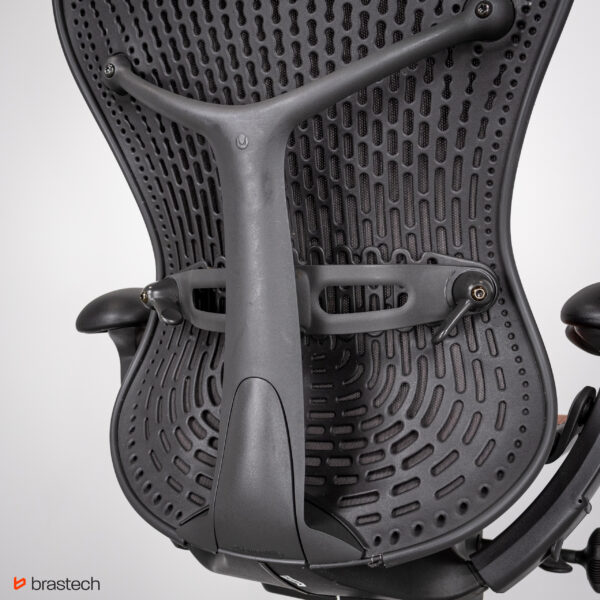 Fotel biurowy Herman Miller Mirra