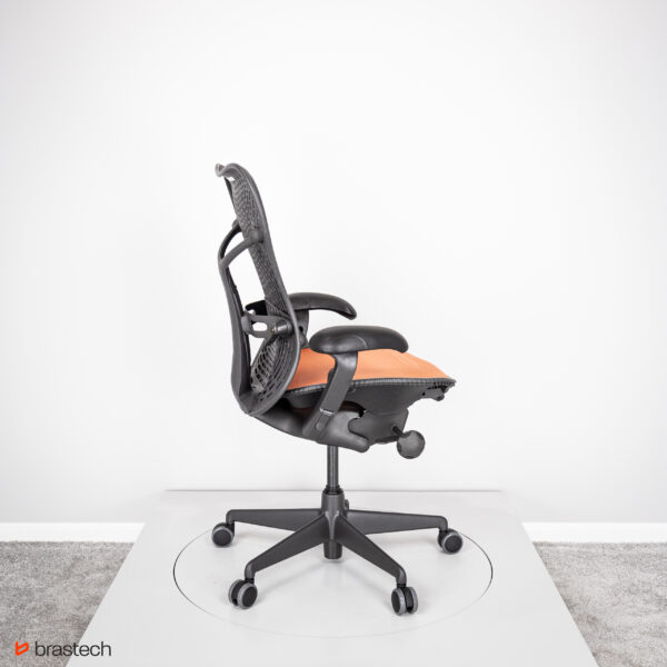 Fotel biurowy Herman Miller Mirra