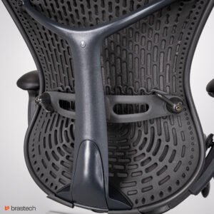 Fotel biurowy Herman Miller Mirra