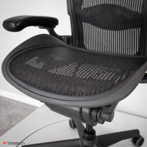 Fotel biurowy Herman Miller Aeron Classic B