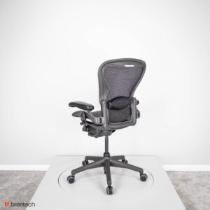 Fotel biurowy Herman Miller Aeron Classic B