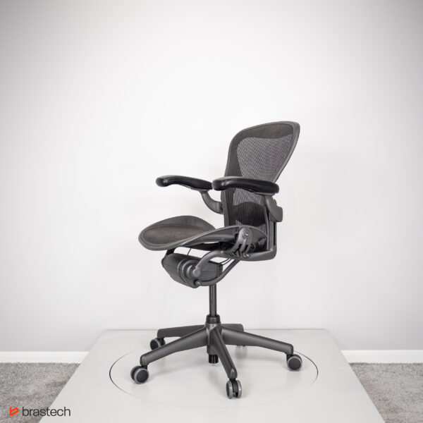 Fotel biurowy Herman Miller Aeron Classic B