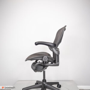 Fotel biurowy Herman Miller Aeron Classic B