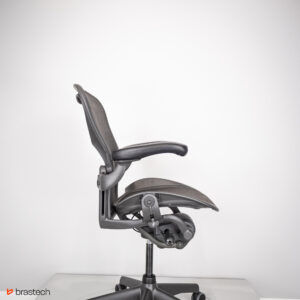 Fotel biurowy Herman Miller Aeron Classic B