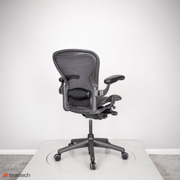 Fotel biurowy Herman Miller Aeron Classic B