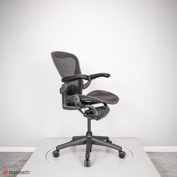 Fotel biurowy Herman Miller Aeron Classic B