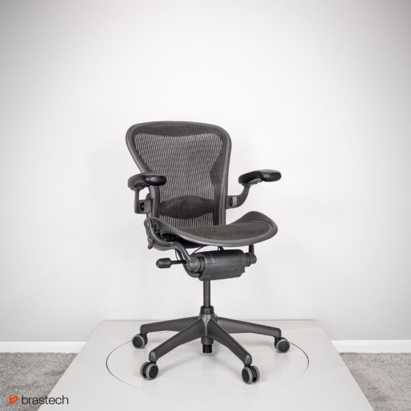 Fotel biurowy Herman Miller Aeron Classic B