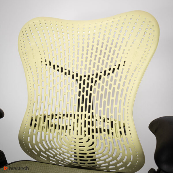 Fotel biurowy Herman Miller Mirra