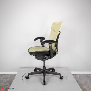 Fotel biurowy Herman Miller  Mirra