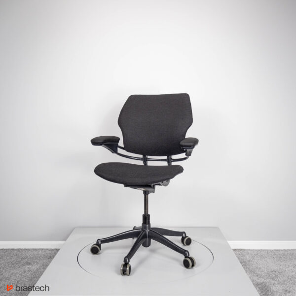 Fotel biurowy Humanscale Freedom