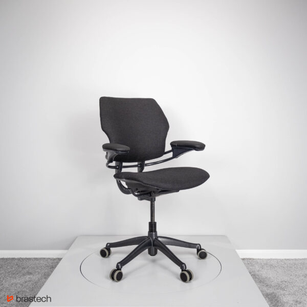 Fotel biurowy Humanscale Freedom