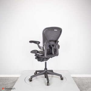 Fotel biurowy Herman Miller Aeron Classic B