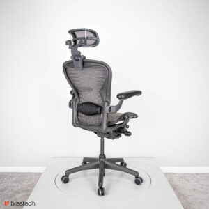 Fotel biurowy Herman Miller Aeron Classic B