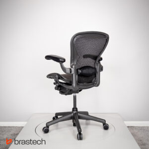 Fotel biurowy Herman Miller Aeron Classic B