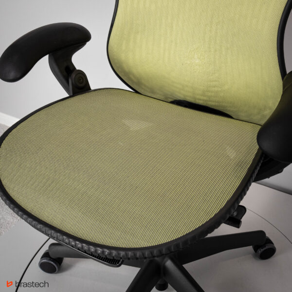 Fotel biurowy Herman Miller Mirra