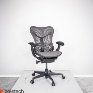 Fotel biurowy Herman Miller Mirra