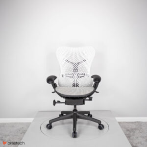 Fotel biurowy Herman Miller Mirra