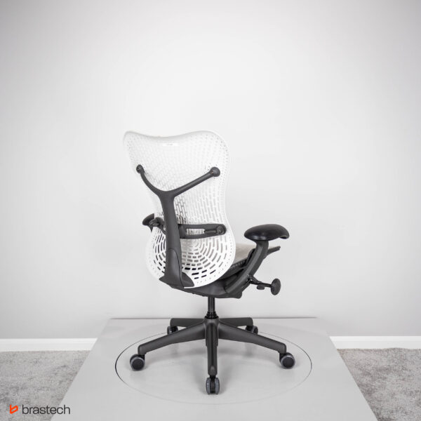 Fotel biurowy Herman Miller Mirra