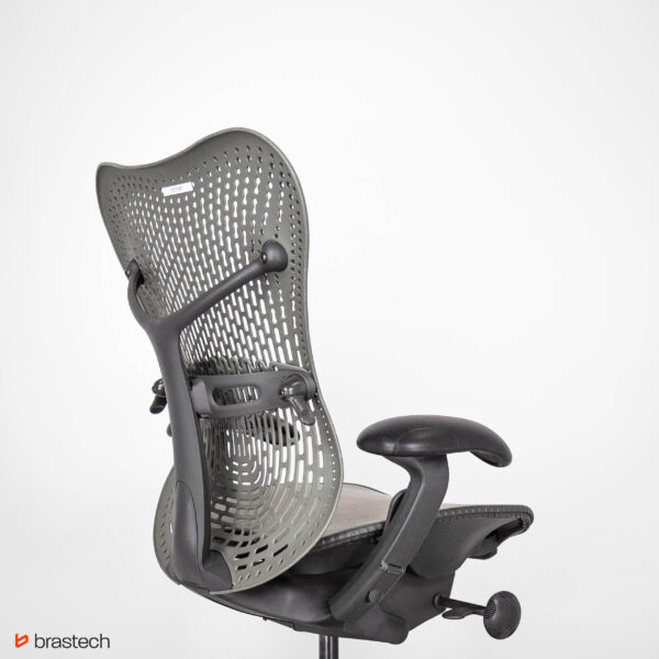 Fotel biurowy Herman Miller Mirra