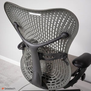 Fotel biurowy Herman Miller Mirra