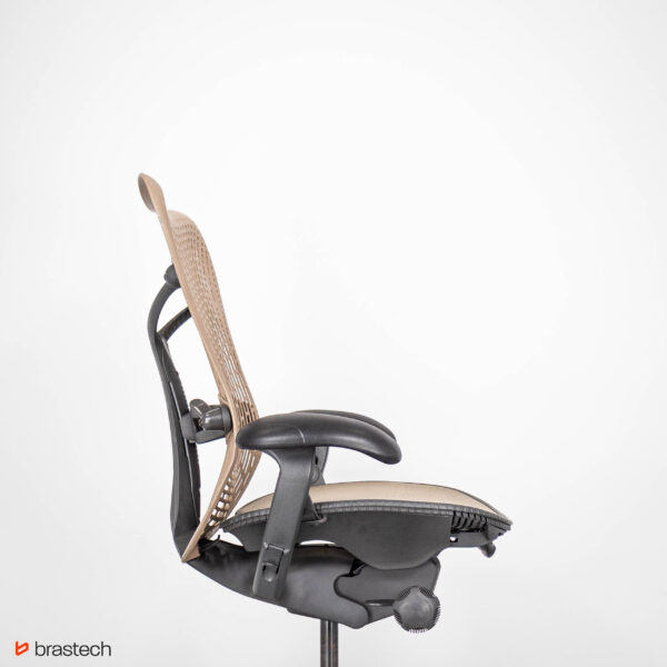 Fotel biurowy Herman Miller Mirra