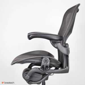 Fotel biurowy Herman Miller Aeron Classic B