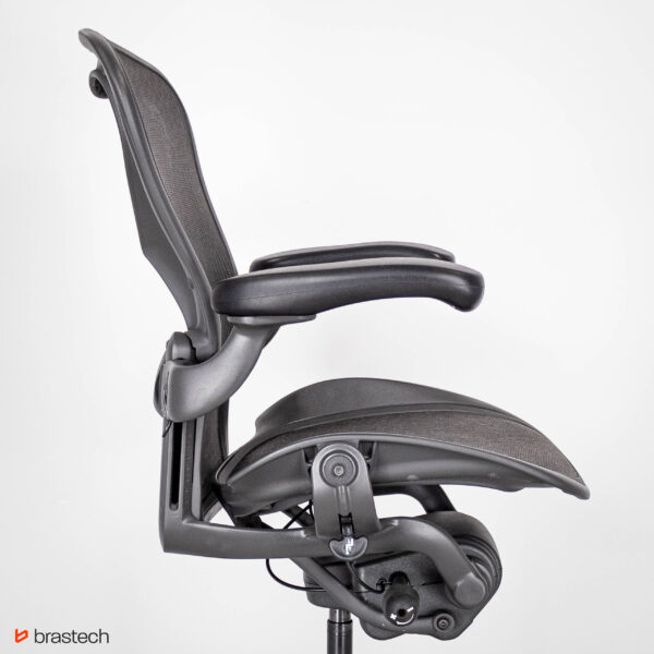 Fotel biurowy Herman Miller Aeron Classic B