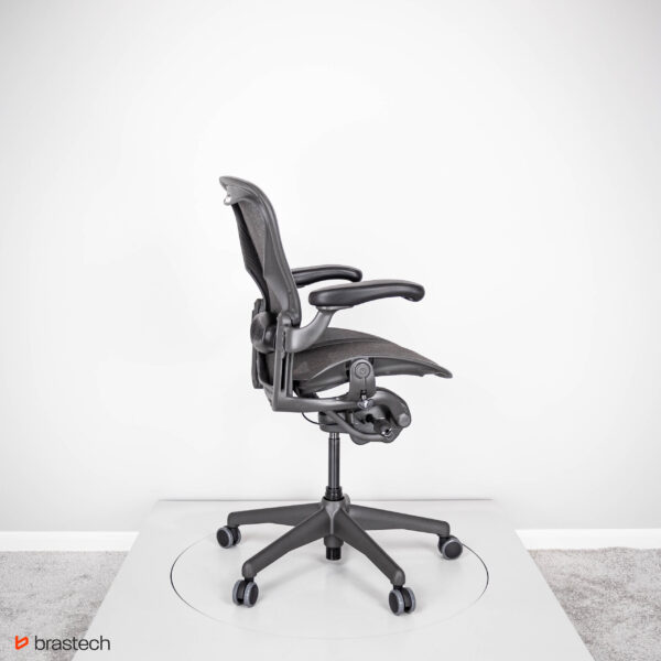 Fotel biurowy Herman Miller Aeron Classic B