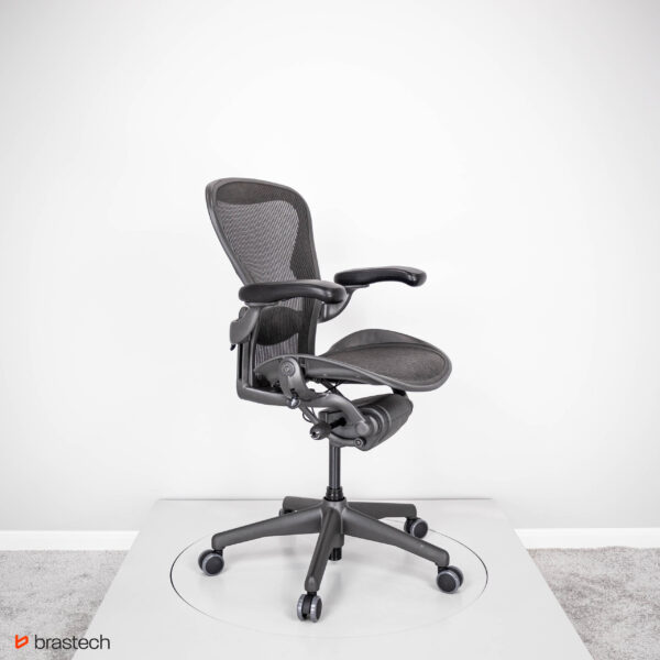 Fotel biurowy Herman Miller Aeron Classic B