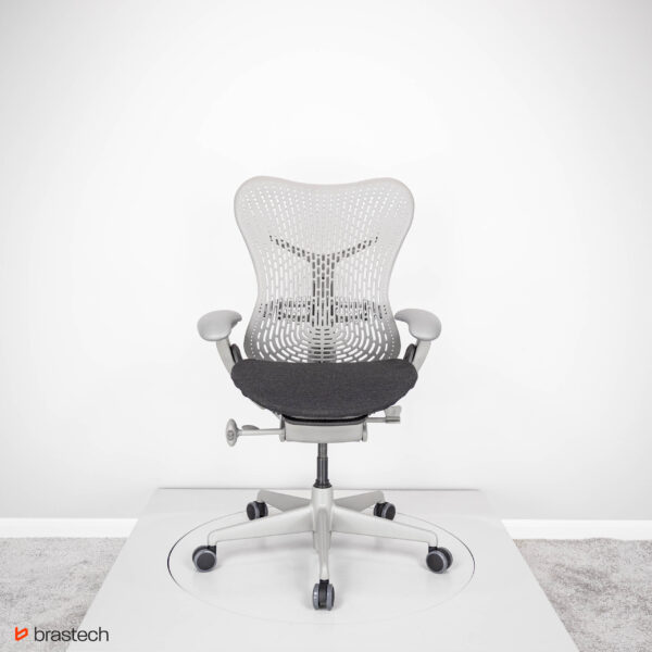 Fotel biurowy Herman Miller Mirra