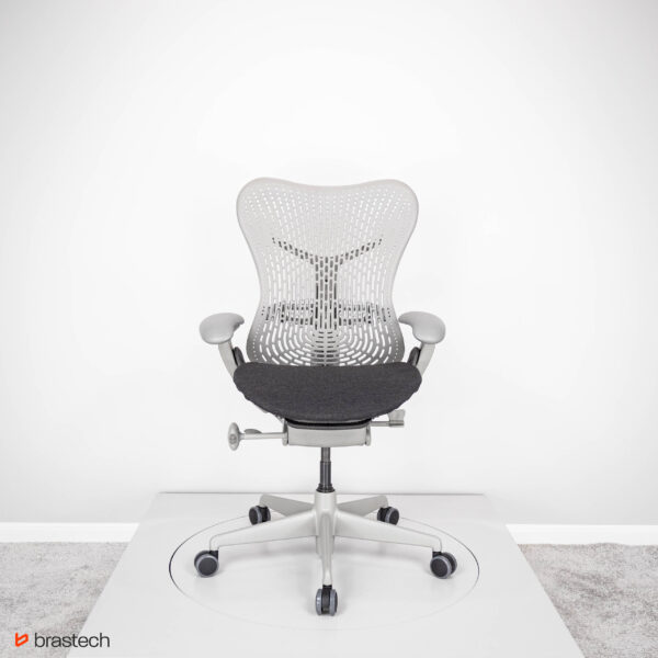 Fotel biurowy Herman Miller Mirra