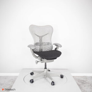 Fotel biurowy Herman Miller Mirra