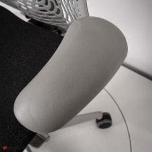 Fotel biurowy Herman Miller Mirra