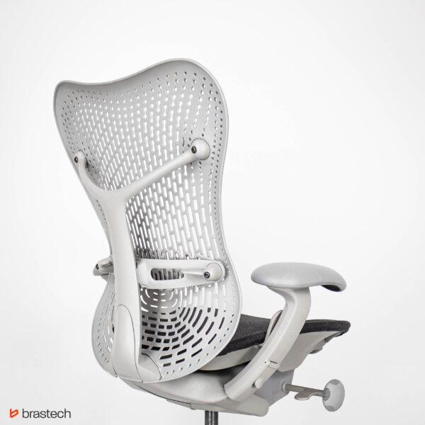 Fotel biurowy Herman Miller Mirra