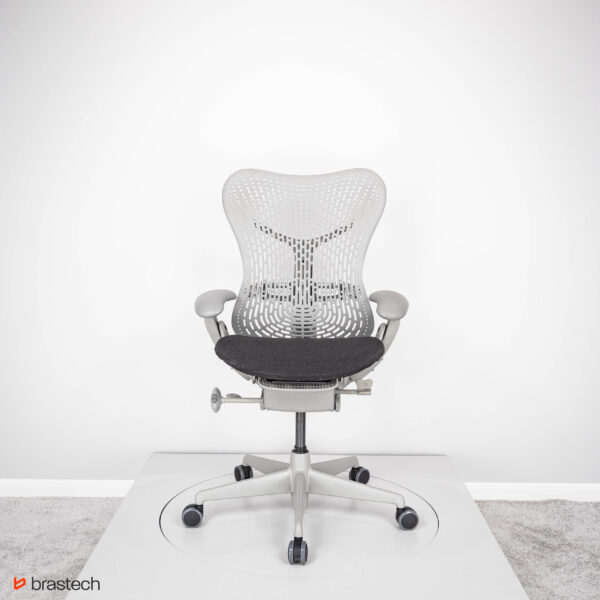 Fotel biurowy Herman Miller Mirra